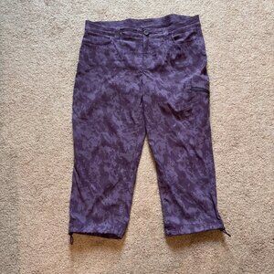 Eddie Bauer Rainier Capri Pants Purple Print 10